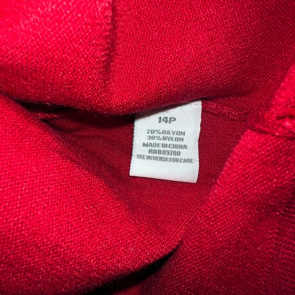 Red Shrug - Picture 3 of 6